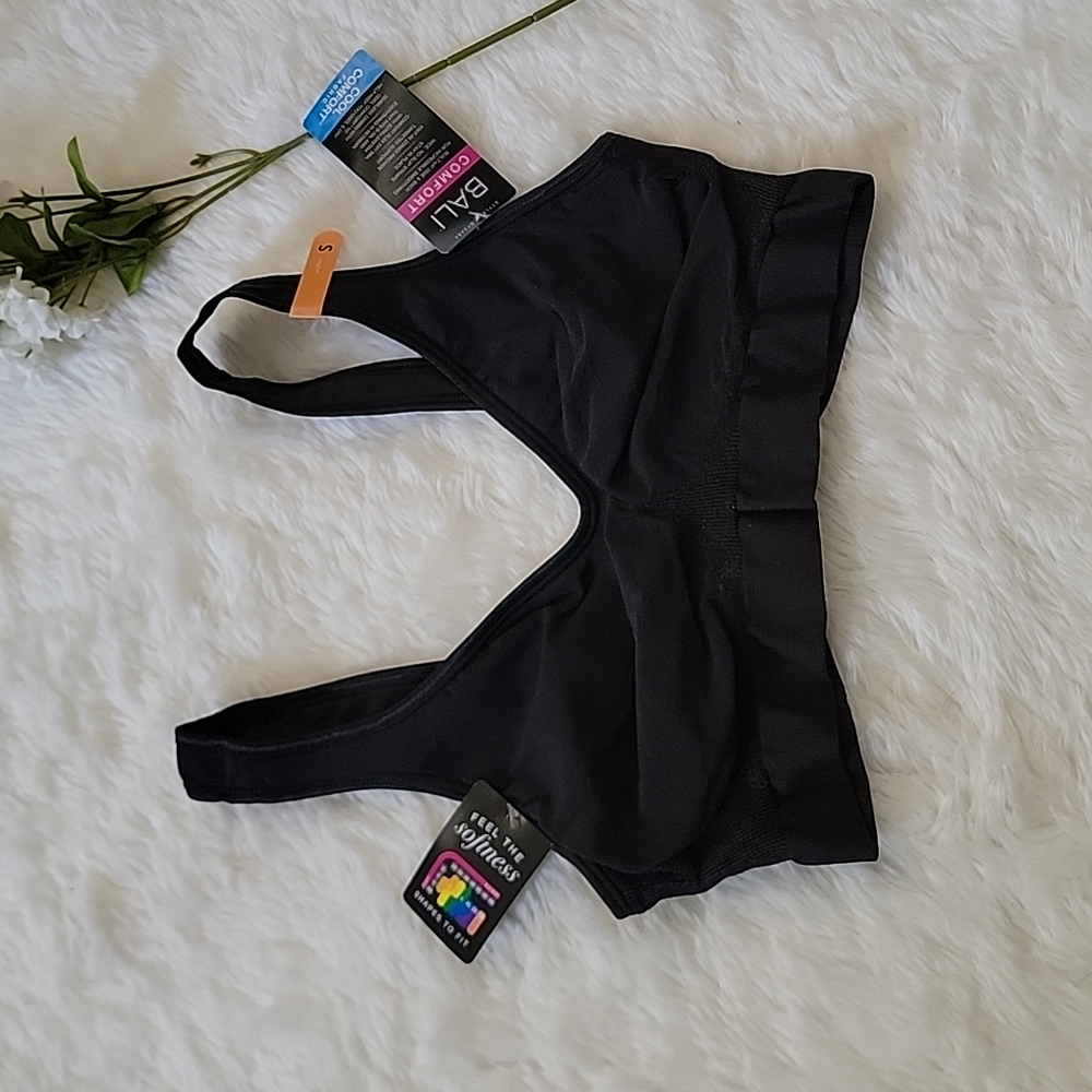 Bali comfort bra. Small nwt